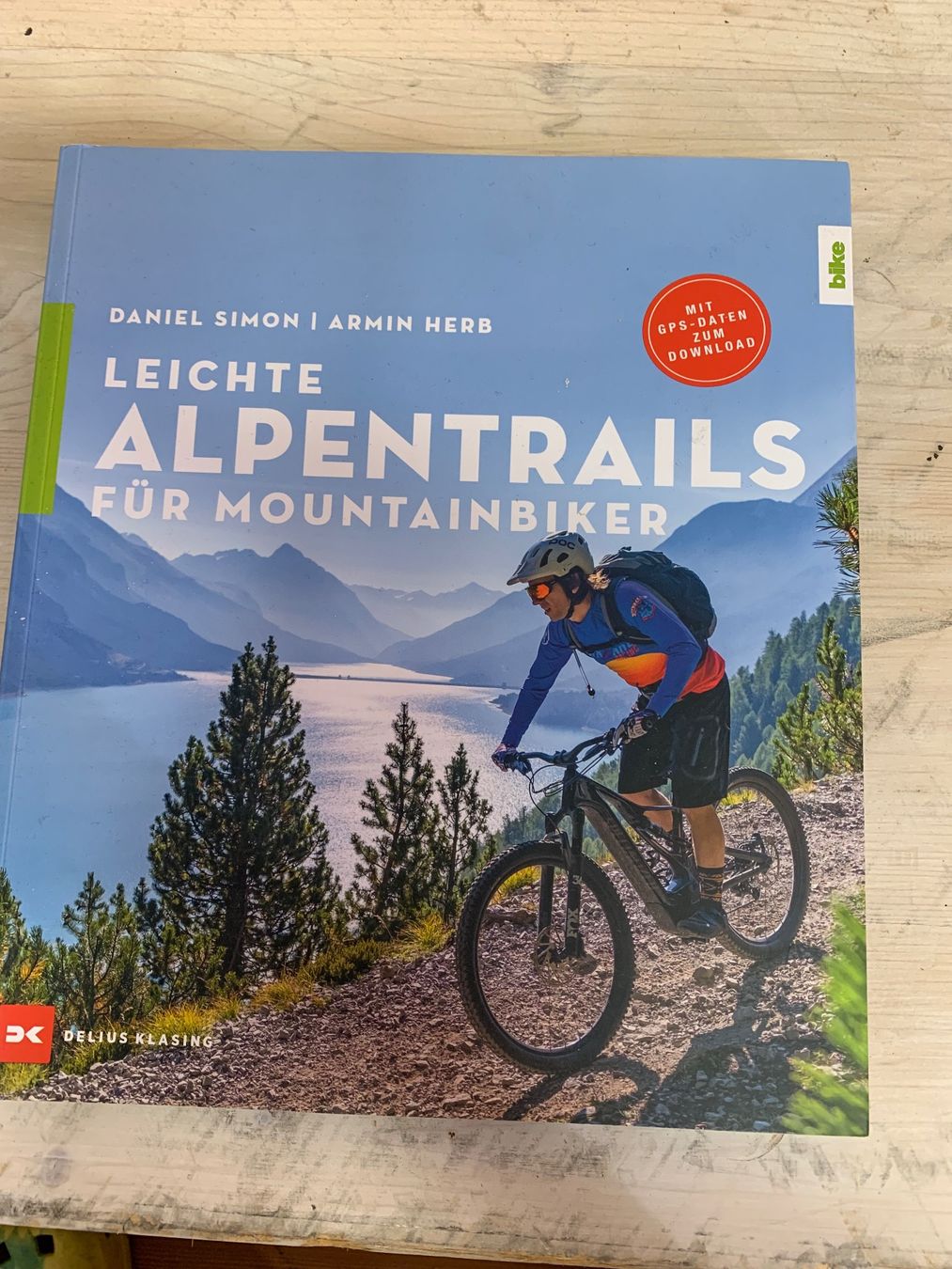 Livres: Alpentrails – D'occasion à Widen par chilli2hot