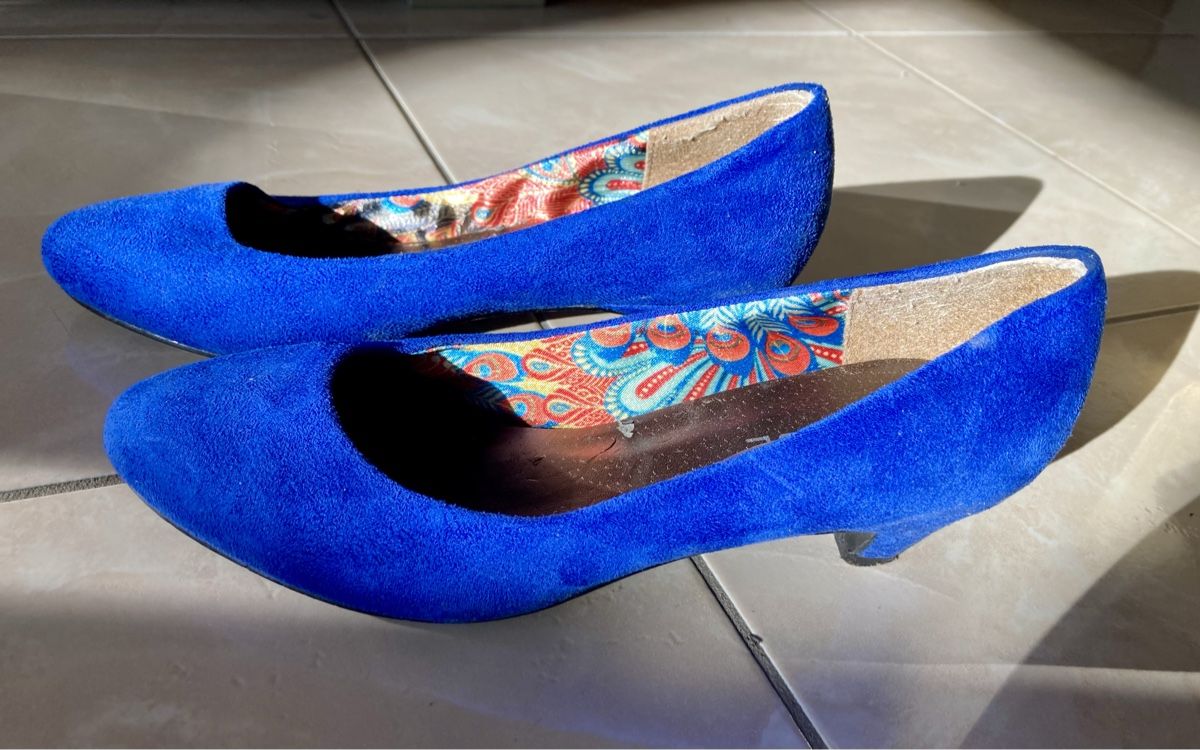 Cube Scarpe da donna: Cube Damen Pumps, Gr. 37, blau – Usato da Vinelz venduto da Viewfinder84