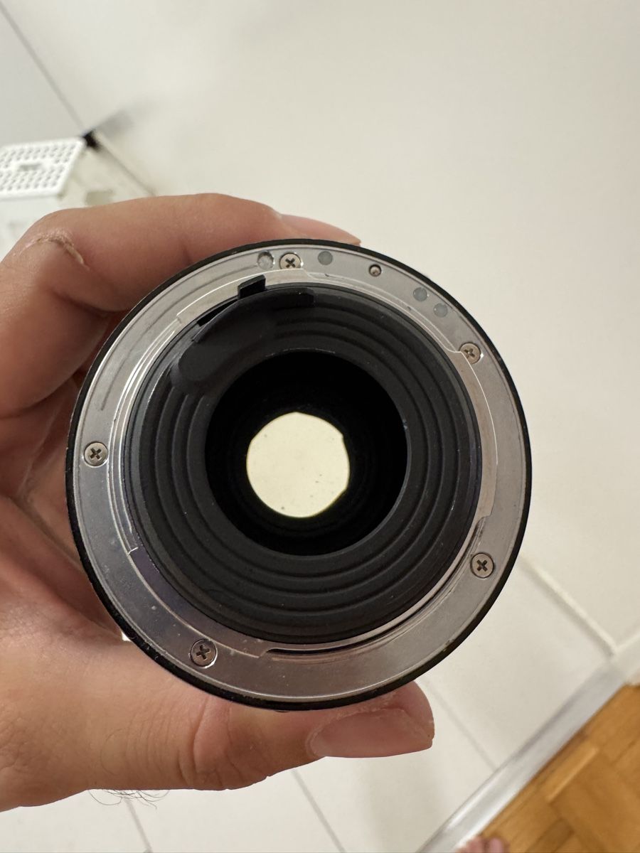 Pentax Kamera: Pentax MG + 2 Objektiv – Defekt aus Nyon von loris305 9