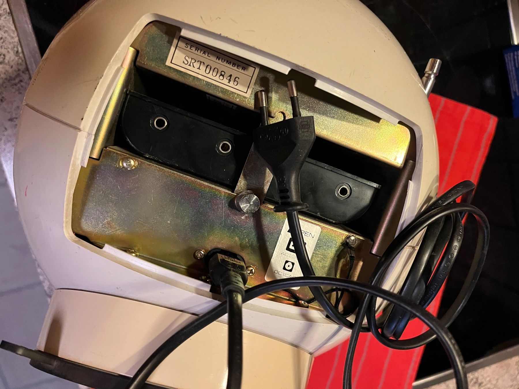 Weltron Radios: WELTRON Model 2001 – Gebraucht aus Menziken von Hotdevil1 2