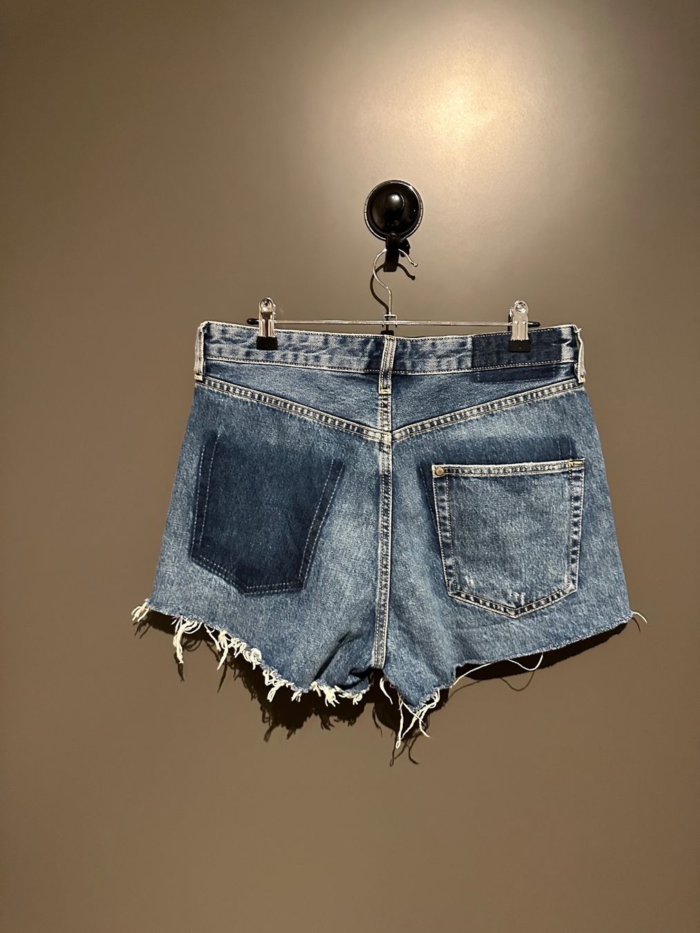 H&M Pantaloni: H&M denim shorts gr.12 – Nuovo (secondo la descrizione) da Winterthur venduto da LeLe0606 3