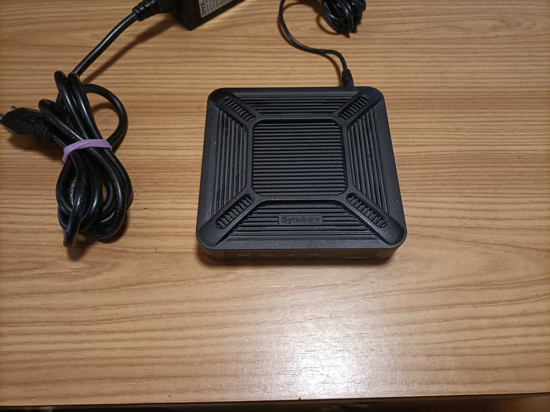 Synology Server: Synology VS360HD Streaming Gerät - Top Zustand! – Usato da Schöftland venduto da Snacketti7