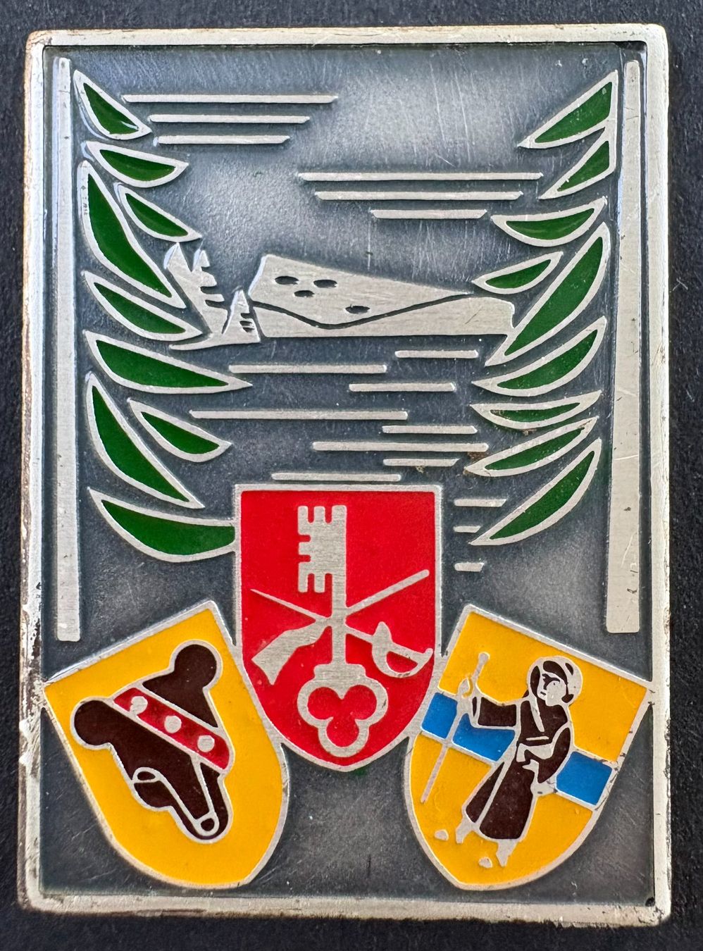 Swiss Placchette & Badge: VINTAGE PLAKETTE SCHÜTZEN – Usato da Ostermundigen venduto da wini63