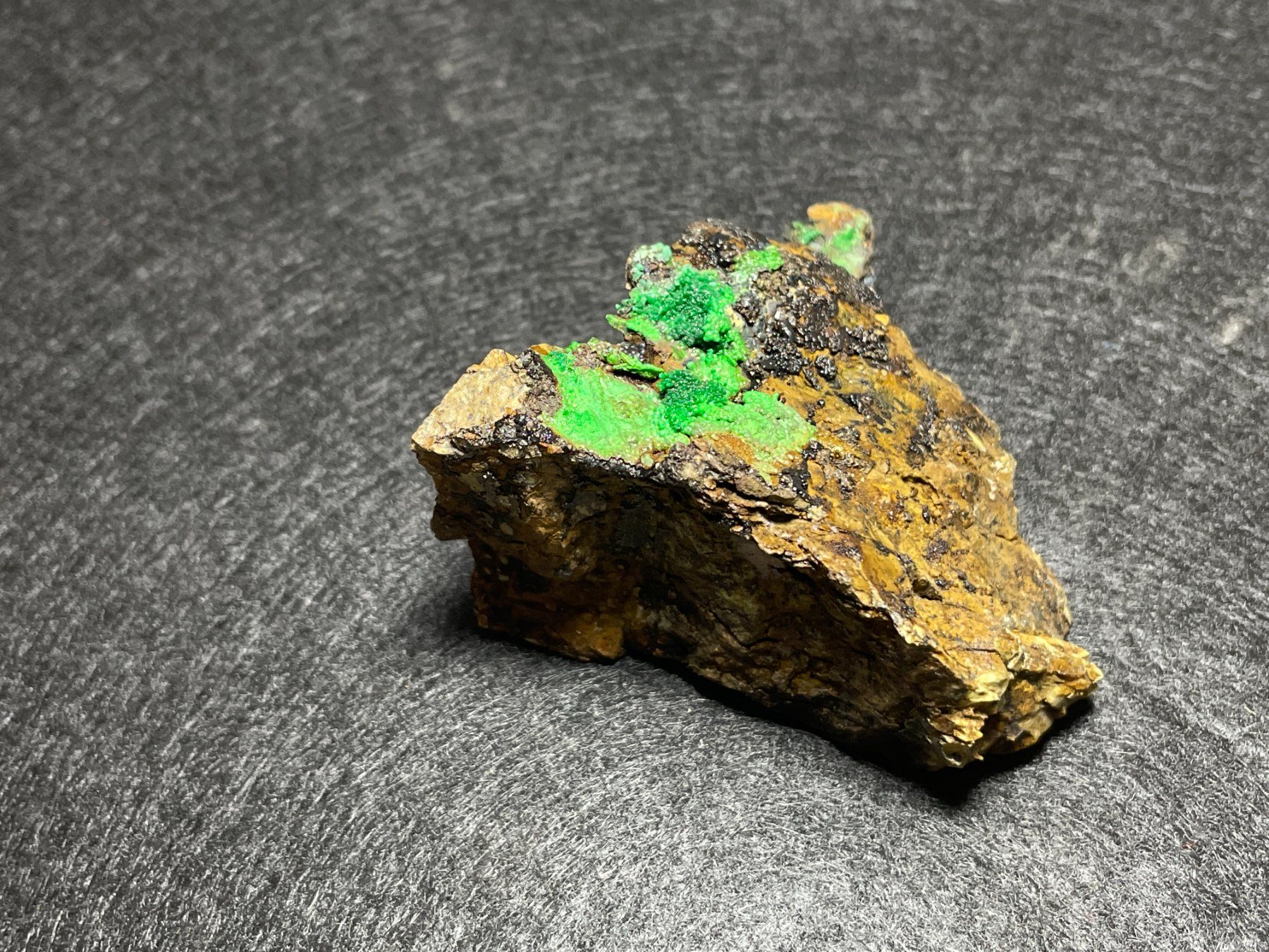 Minéraux & Lithothérapie: Conicalcite - superbe – Neuf (Voir description) à Cernier par Tashi_Delek 2