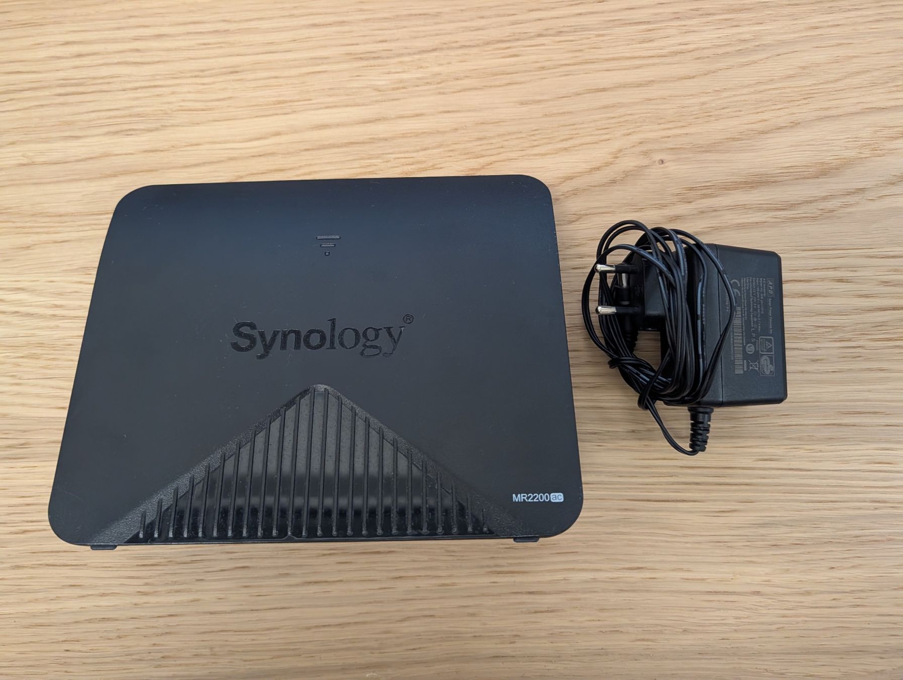 Synology Modems & Router: 1x Synology RT2600ac +  2x MR2200ac – Gebraucht aus Rudolfstetten von Sermi 3