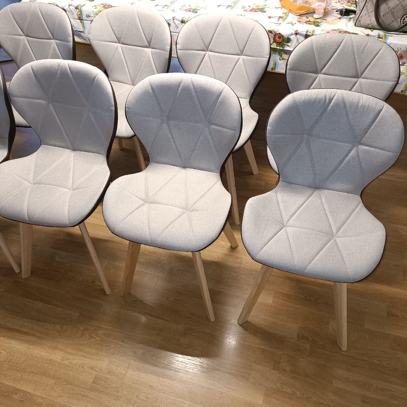 Sedie: Essstühle  8 stück Neu – Nuovo (secondo la descrizione) da Neuheim venduto da mahoni02 3