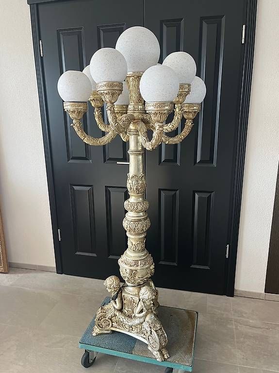 Lampade: Stehlampe Engel – Usato da Spreitenbach venduto da Mumperdinger