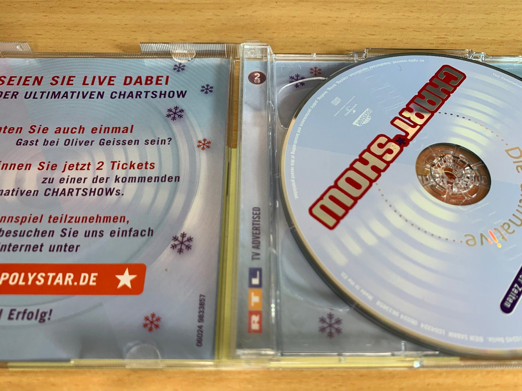 CD: Die Ultimative Chart Show - Die Beliebtesten Weihnach - 2 CD – Usato da Rikon im Tösstal venduto da Alpenmutz 2
