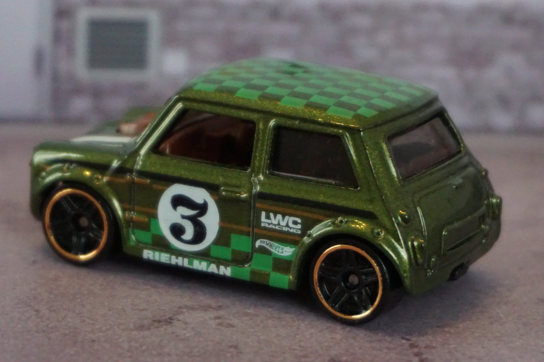 Hot Wheels Voitures modèles: HotWheels Morris Mini Racing TOP !!!!!!!!!!!!!! – D'occasion à Reiden par Doppeldecker69 1