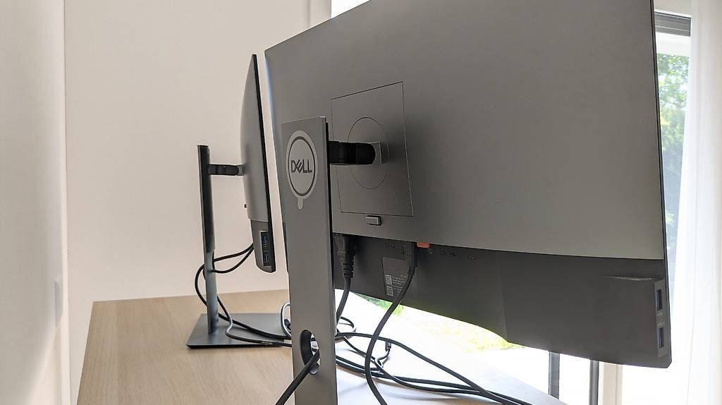 Monitore: Dell UltraSharp U2419HC  24" Monitor – Gebraucht aus Uitikon Waldegg von YBog 1
