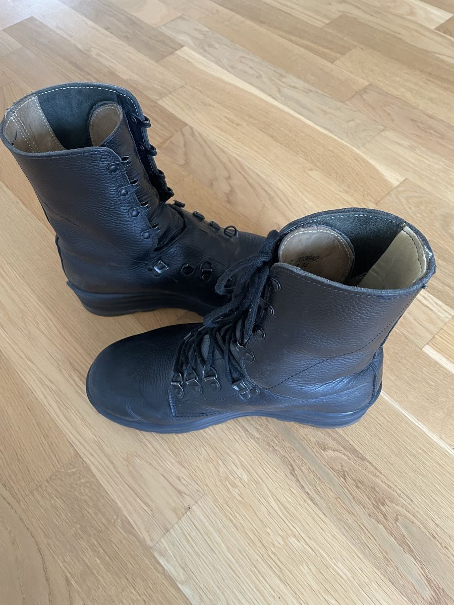 Schweizer Armee Herrenschuhe: SCHWEIZER ARMEESTIEFEL / KAMPFSTIEFEL KS 90, GRÖSSE 43-44 – Gebraucht aus Lenzburg von srunoraa_97 5
