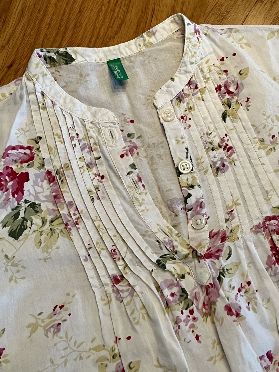 Benetton Camicette, T-shirt & Top: Benetton Bluse Mädchen 120 cm – Usato da Zürich venduto da asocaciu