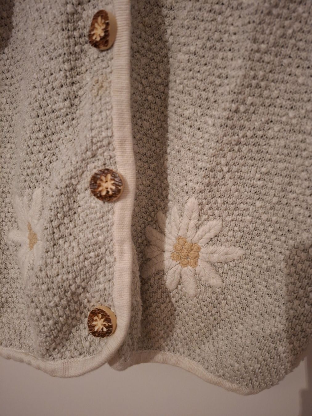 Giacche: Jäckchen mit Edelweiss – Usato da Jeuss venduto da cat_tyh2 1