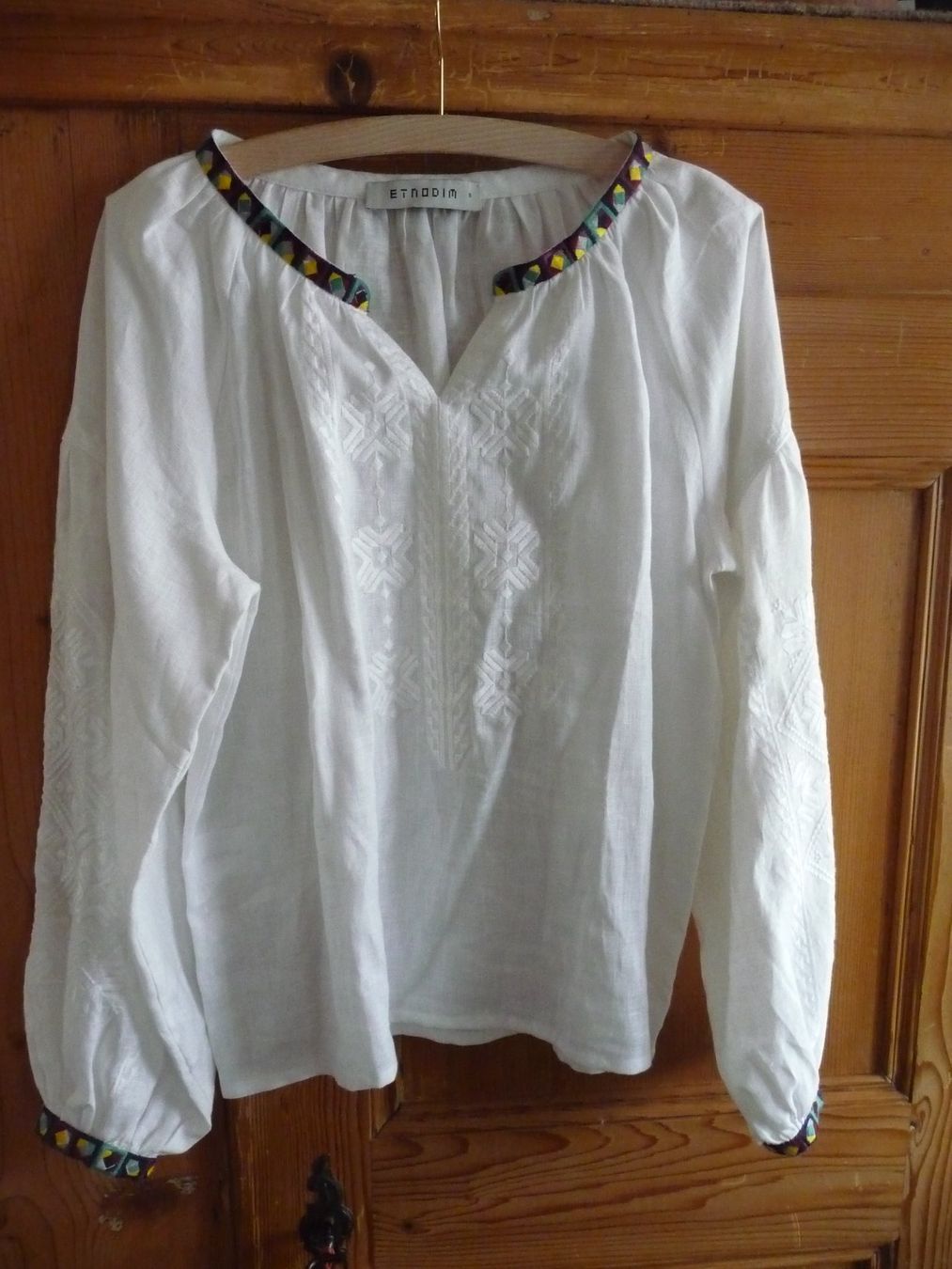 Camicette: Bluse weiss Grösse S bestickt   neu – Nuovo (secondo la descrizione) da Kirchberg BE venduto da lavendel02
