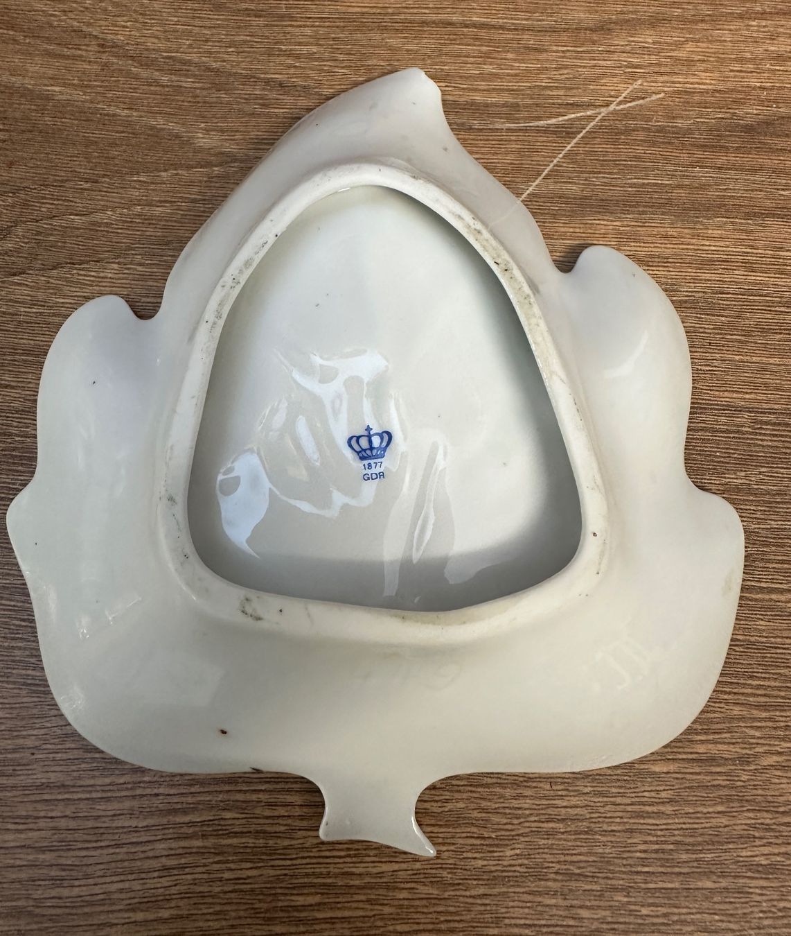 Tutte le decorazioni: Schmuckschale Blattform mit Schmetterling Dekor – Usato da Nussbaumen AG venduto da olitech5415 1