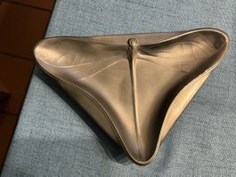 Jugendstil Libelle Metall dreieckig  Schale