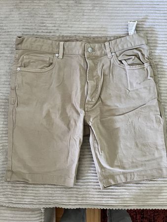 Zara Herren Shorts, Beige, Grösse 34, Top Zustand!