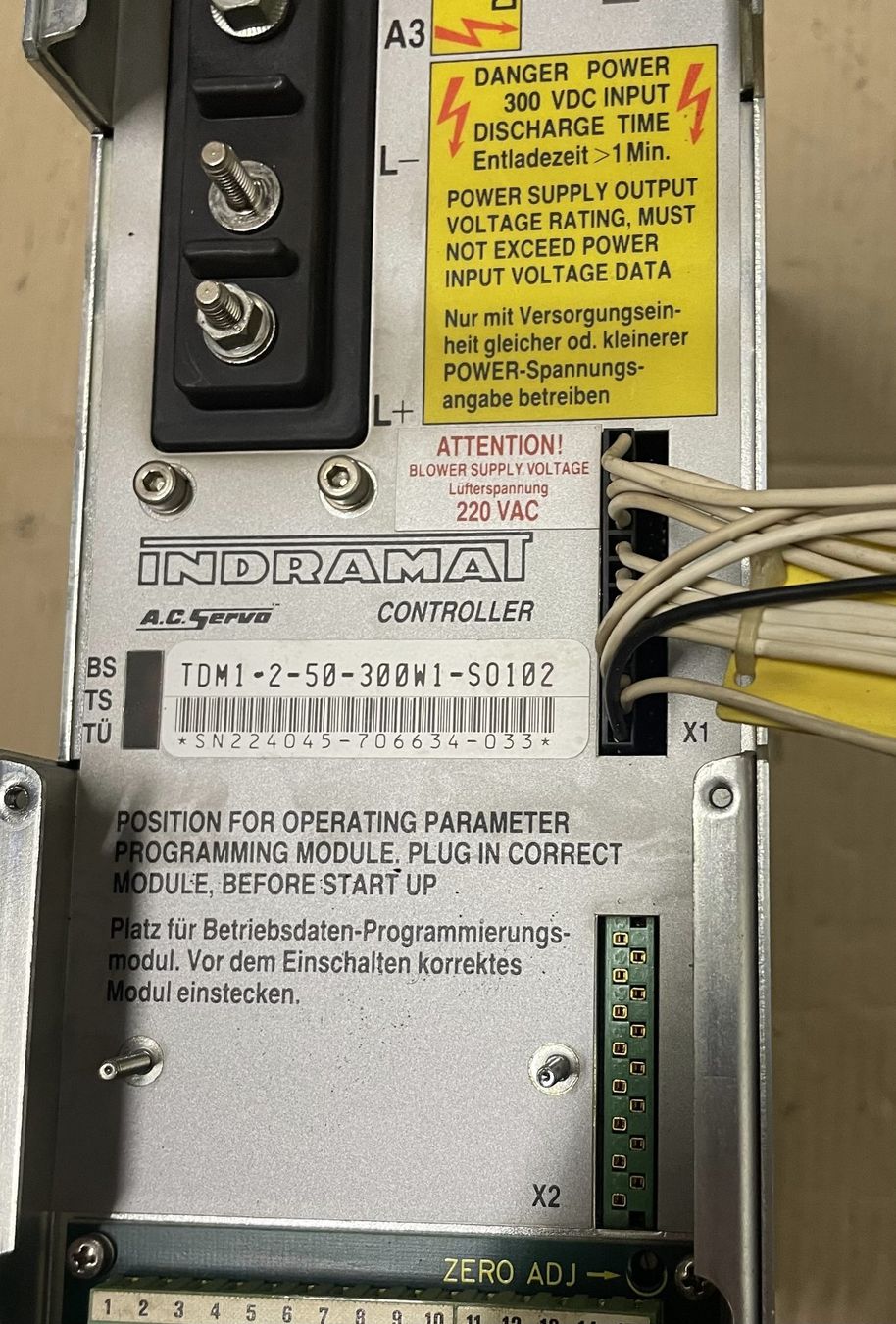 Stromzufuhr: Indramat AC Servo Controller TDM 1-2-50-300W1-S0102 – Gebraucht aus Sins von 3985schluckti 1