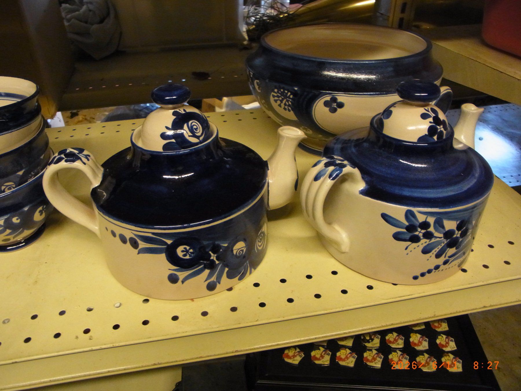 Set di piatti: Luzerner Keramik, schöne blaue Keramikware: Teekanne, – Usato da Uezwil venduto da Fauchi51 3