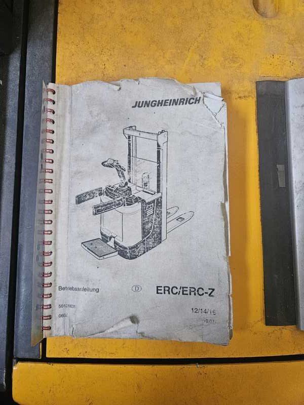 Jungheinrich Chariots à fourches & chariots élévateur: Elektrostapler Jungheinrich ERC/ERC-Z 12 – Défectueux à Wettingen par Bakana 3