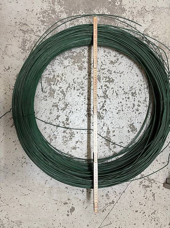 Câbles: Spanndraht plastifizierter Draht – D'occasion à Kirchdorf AG par Heinz_Birchmeier