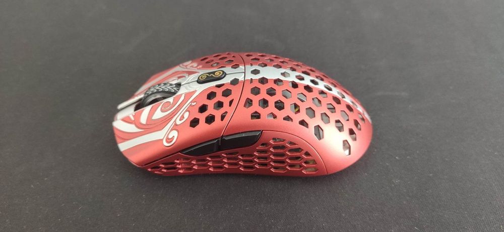 Finalmouse Starlight-12 Ares God of War Small | Kaufen auf Ricardo