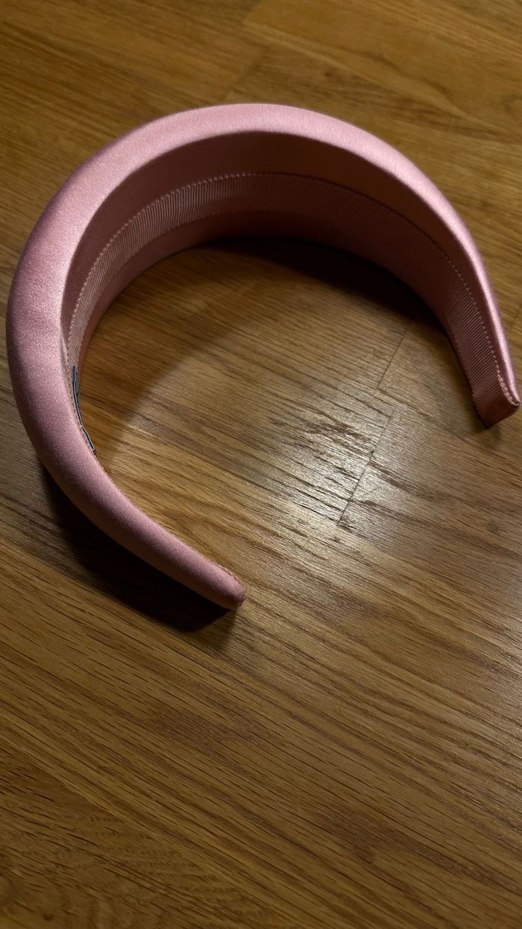 Prada Accessori per capelli: Prada Haarreif, Silk Satin, Rosa – Usato da Wollerau venduto da bodega74 5