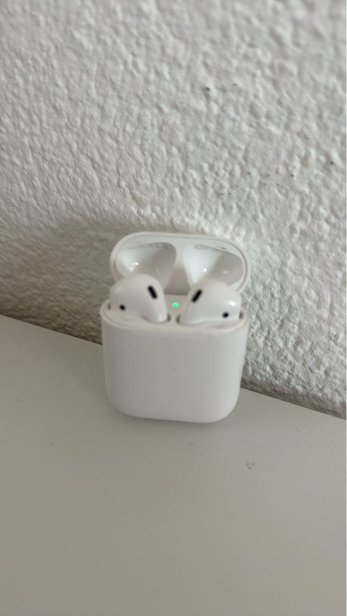 Apple Kopfhörer: Apple AirPods Pro gebraucht – Gebraucht aus Eschenbach LU von elmarios