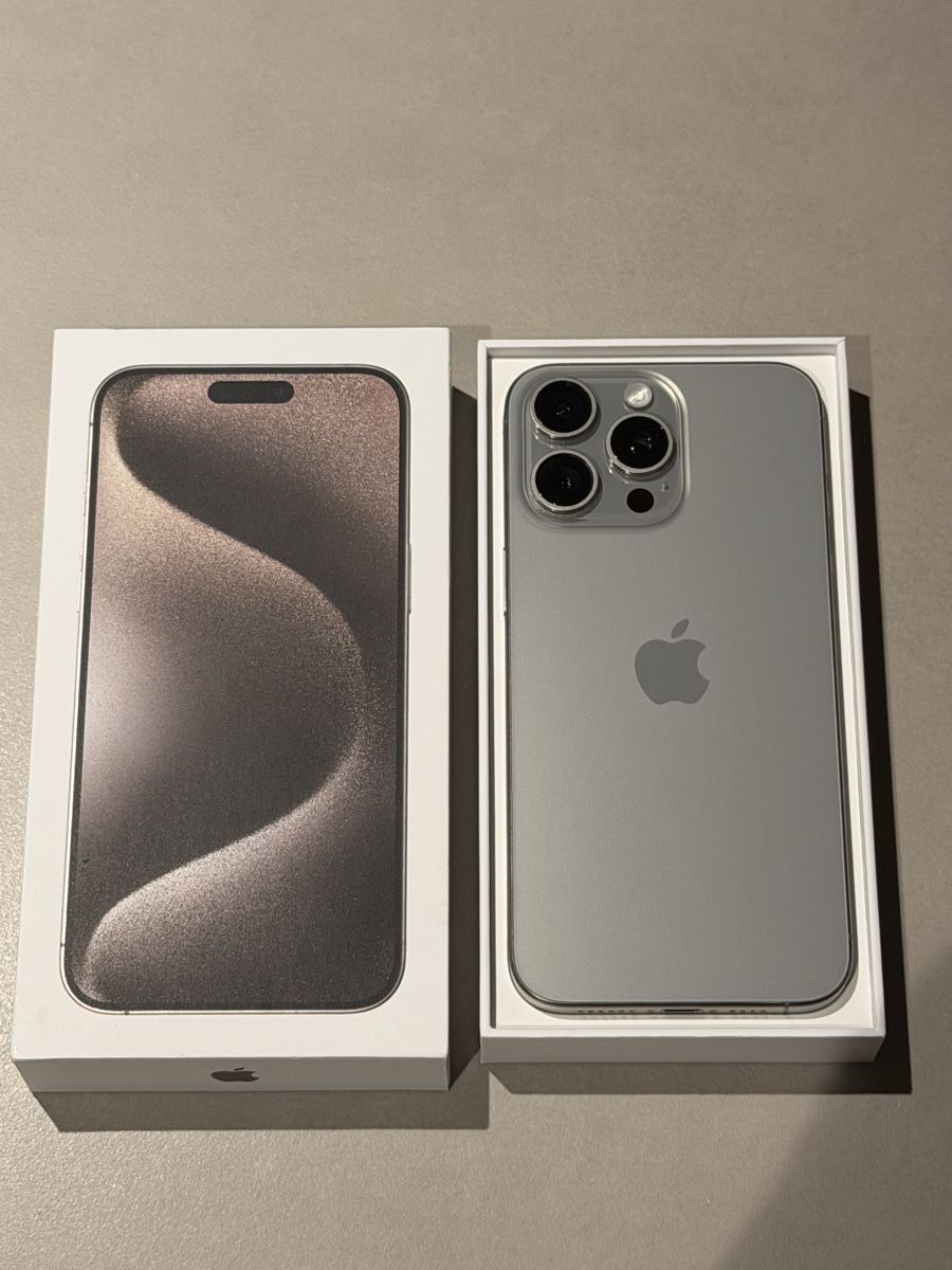 Apple Telefoni cellulari / Smartphones: iPhone 15 Pro Max – Usato da Wilen b. Wollerau venduto da Aritt