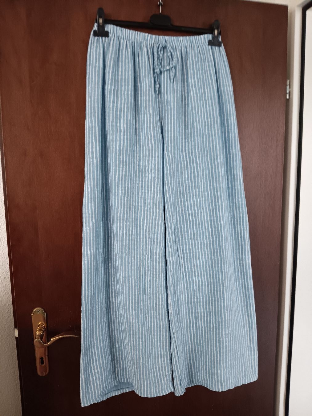 Hosen: wunderschöne Sommer hose leinen baumwolle ltalien  – Neu (gemäss Beschreibung) aus Stansstad von leoni66