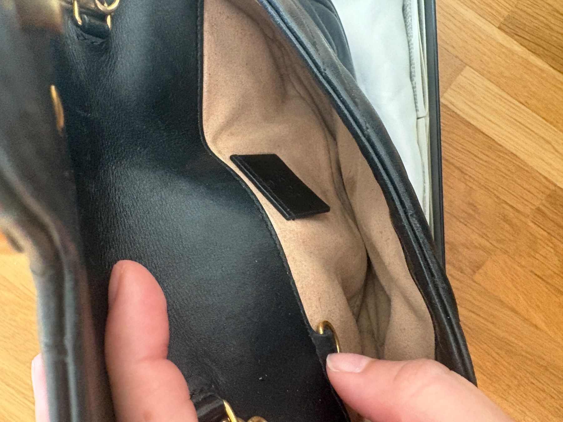 Gucci Taschen für Damen: Gucci Marmont mini – Gebraucht aus Zug von Ilkiway 2