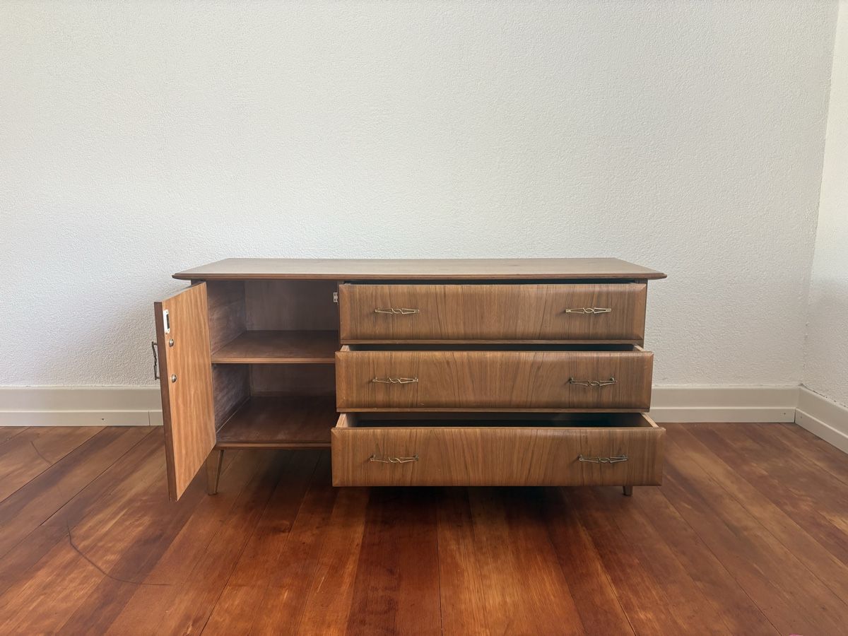 Cassettiere: Exklusive Mid-Century Sideboard-Kommode – Usato da Bern venduto da sei_d9jy 2
