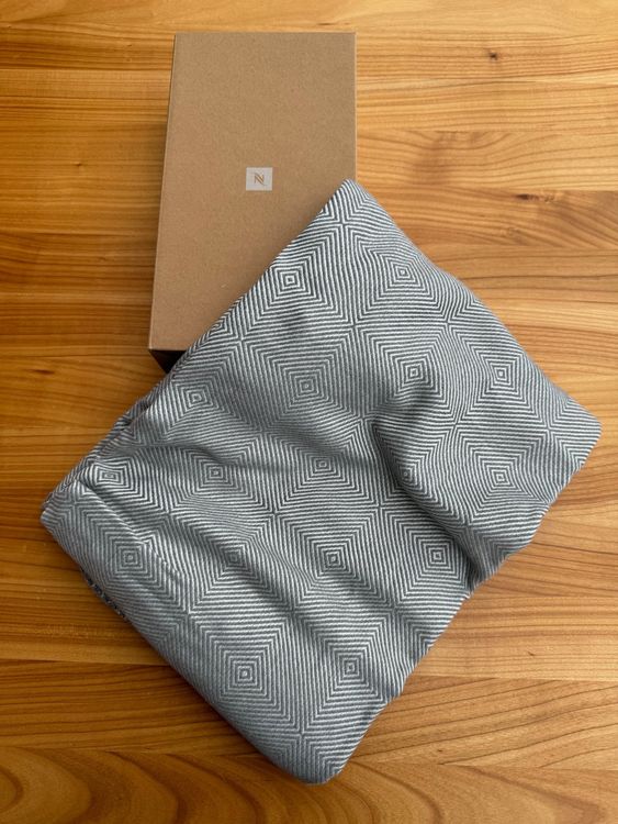NESPRESSO BLANKET LOYALTY UPCYCLED NEU Kaufen auf Ricardo