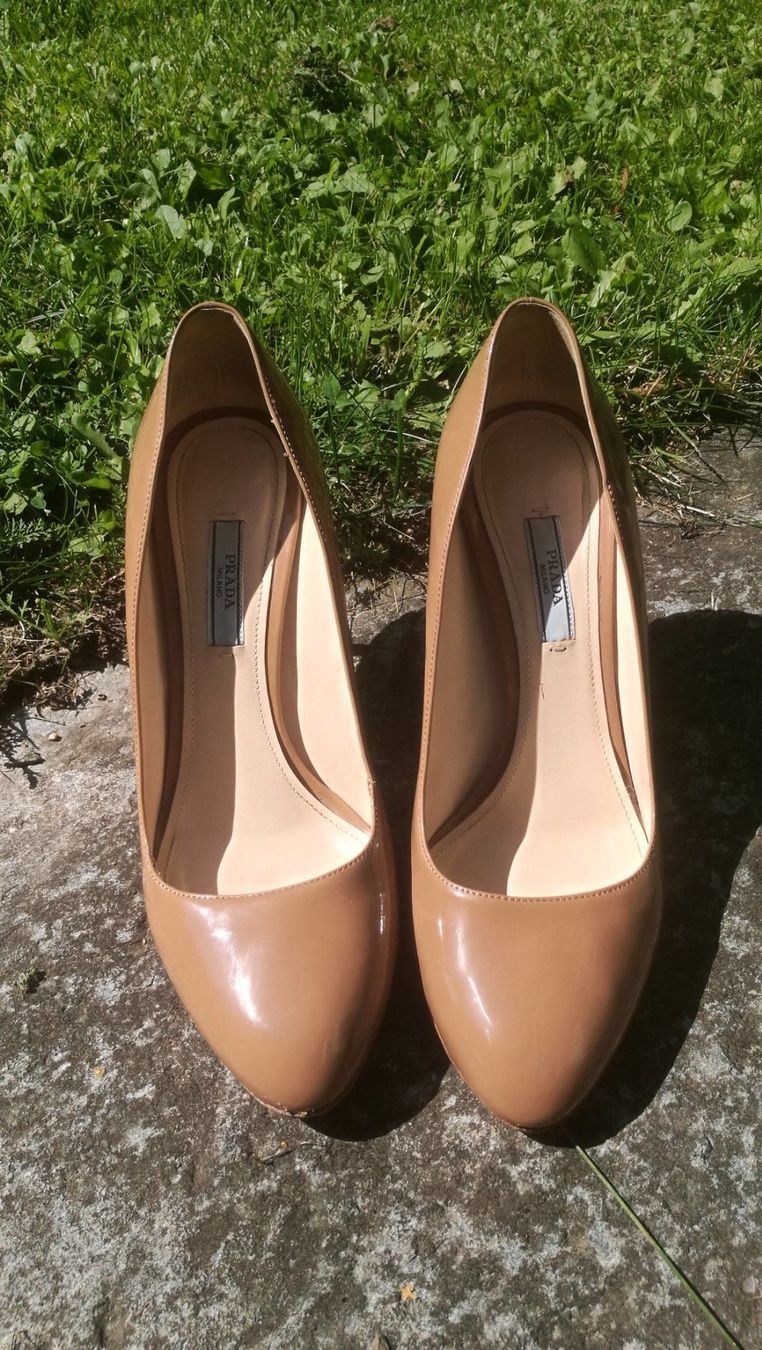 Prada Scarpe da donna: Escarpins beige Prada – Usato da Martigny venduto da Lea_lucci 1