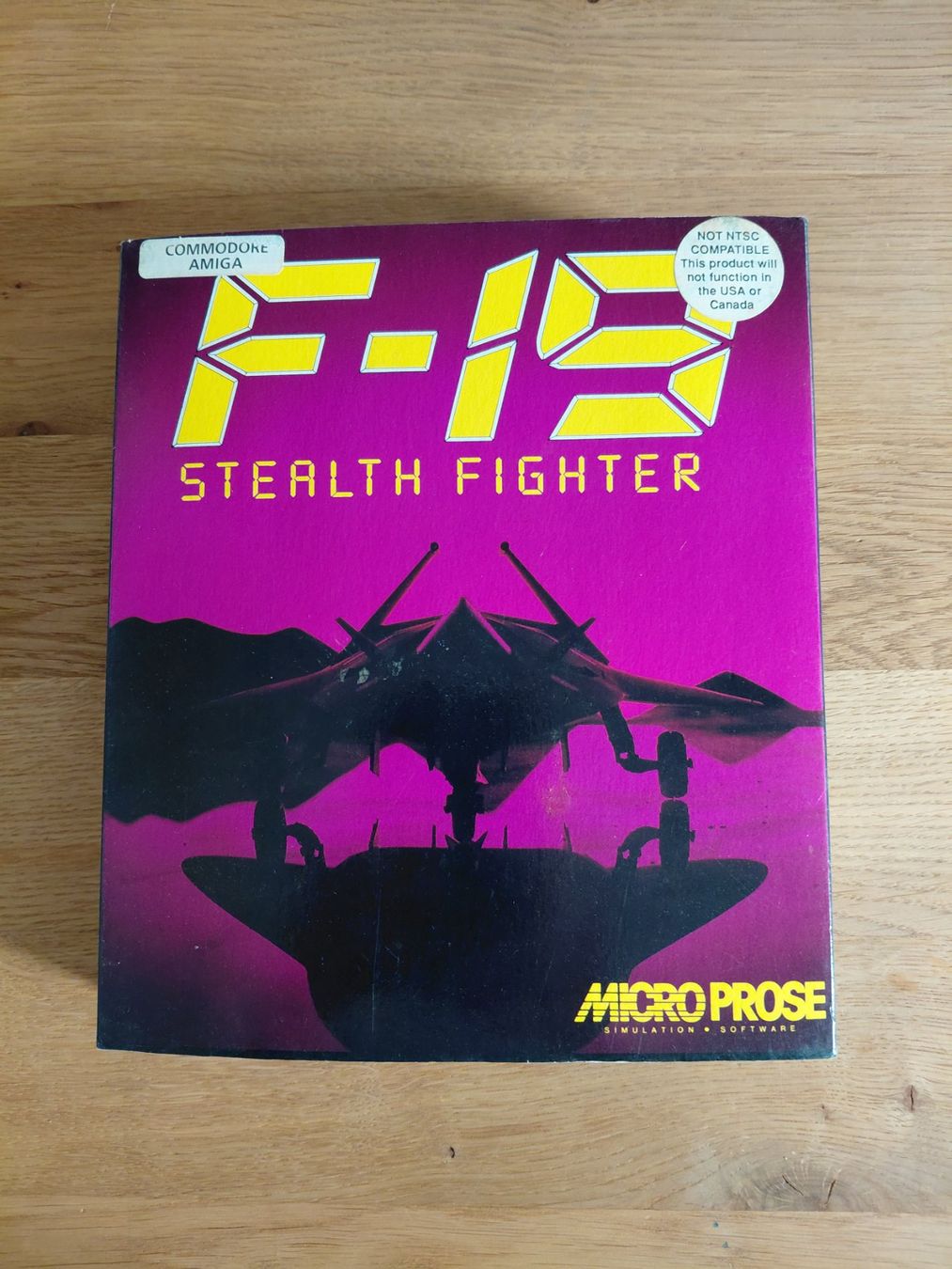 Commodore PCs: Amiga Klassiker F-19 – D'occasion à Beringen par Beringen75