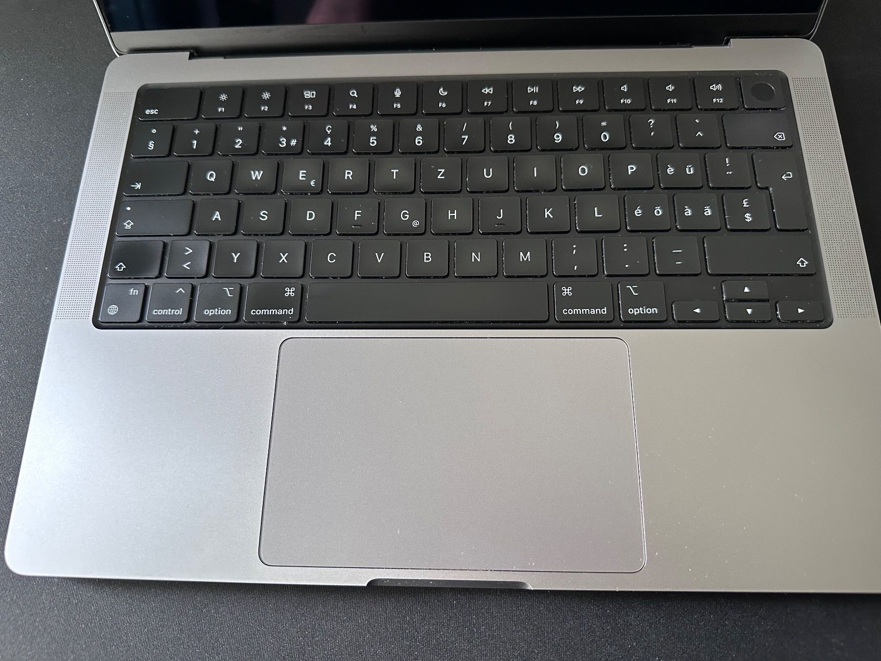 Apple Notebook: MacBook Pro 14" M1 Pro | 2021 | 512GB – Usato da Zürich venduto da ant_jd9l 2