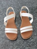 Sandales neuves taille 40