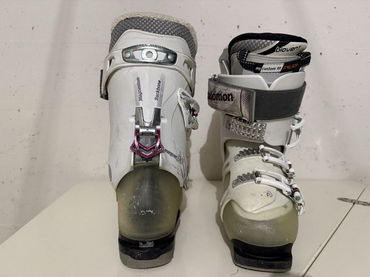 Scarpe da donna: Salomon Skischuhe weiss – Usato da Dättwil AG venduto da blaabla 4