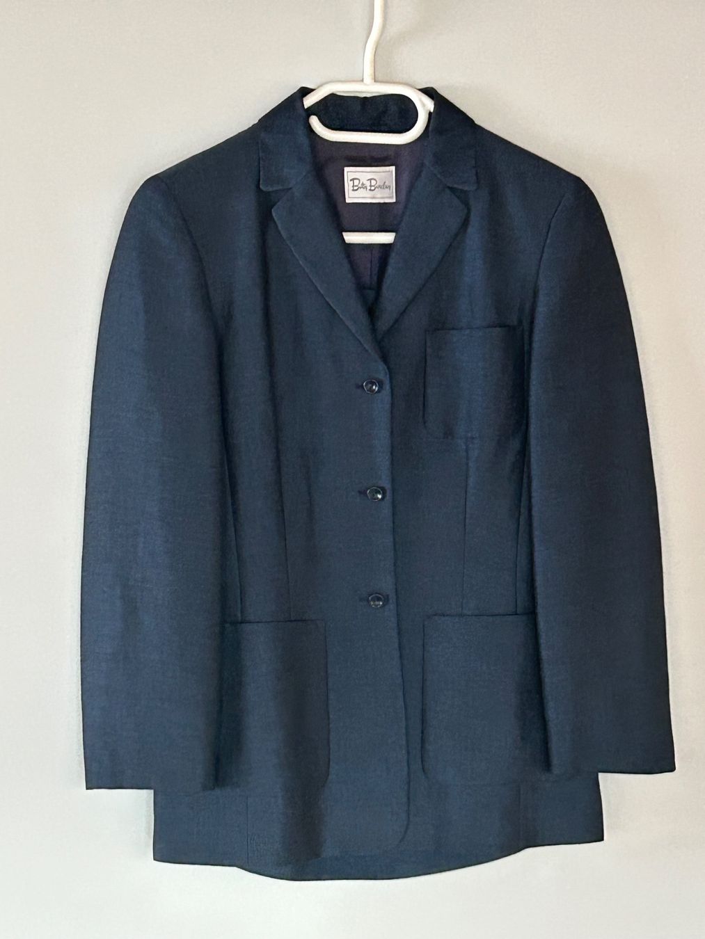 Betty Barclay Giacche: Blazer und Jupe Gr.34 – Usato da Wil SG venduto da Bitzitom