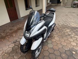 Yamaha Tricity 125
