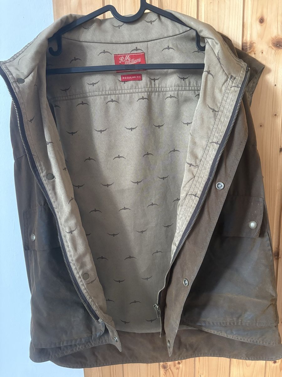 Gilet & Giacche: R.M. Williams Waxed Duck vest – Usato da Scuol venduto da jul_xwm9 4