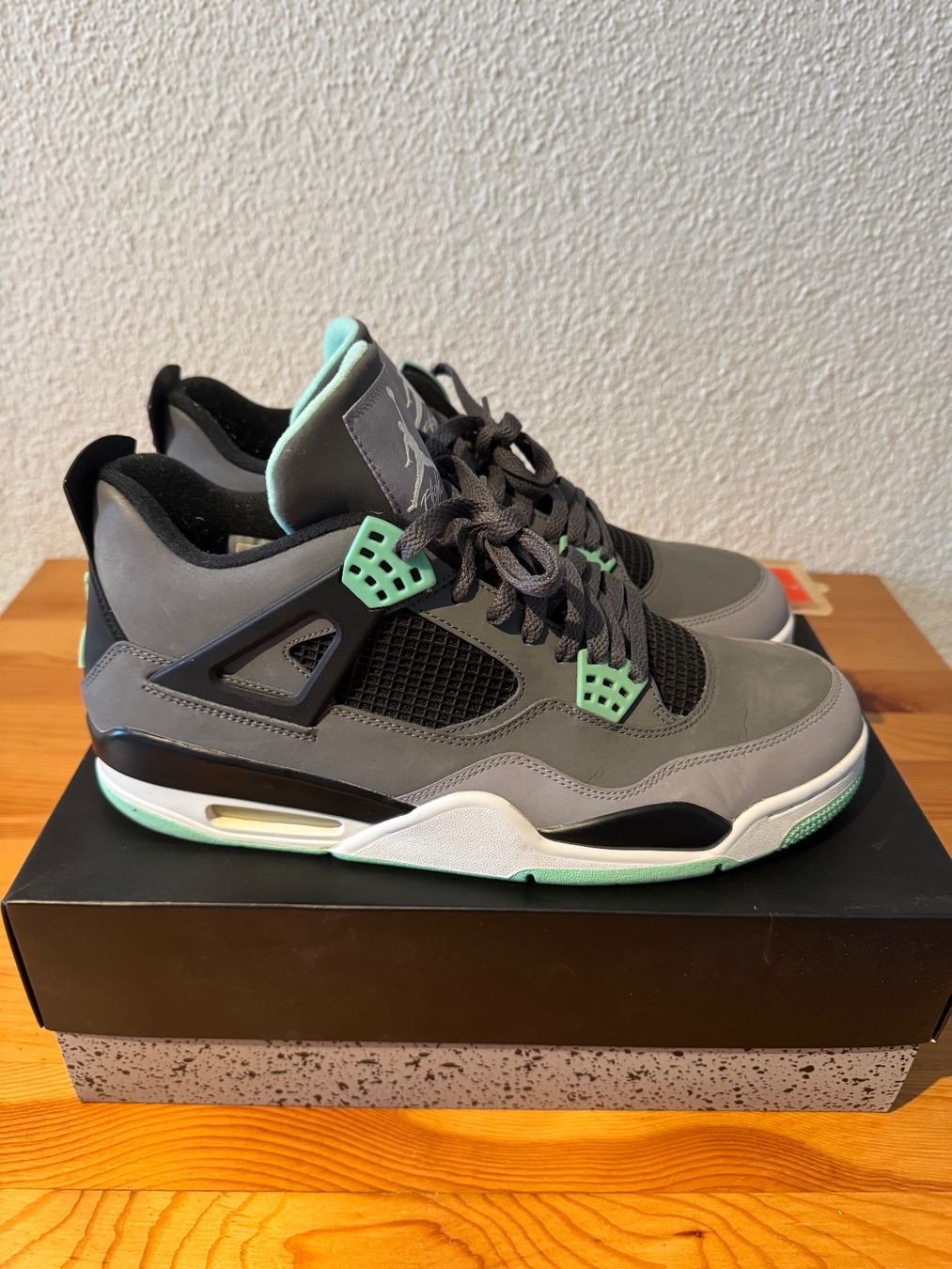 Jordan Herrenschuhe: Air Jordan 4 Retro Green Glow -2013 – Gebraucht aus Zürich von sell_my_stuff