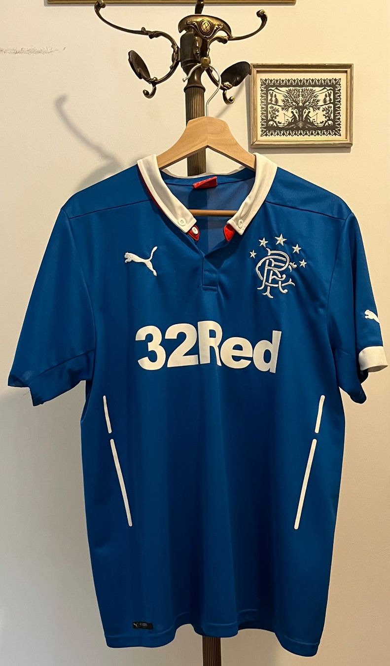 Puma Canottiere & Pantaloni: 2014-15 Glasgow Rangers Home Shirt – Usato da Bern venduto da BigBeat