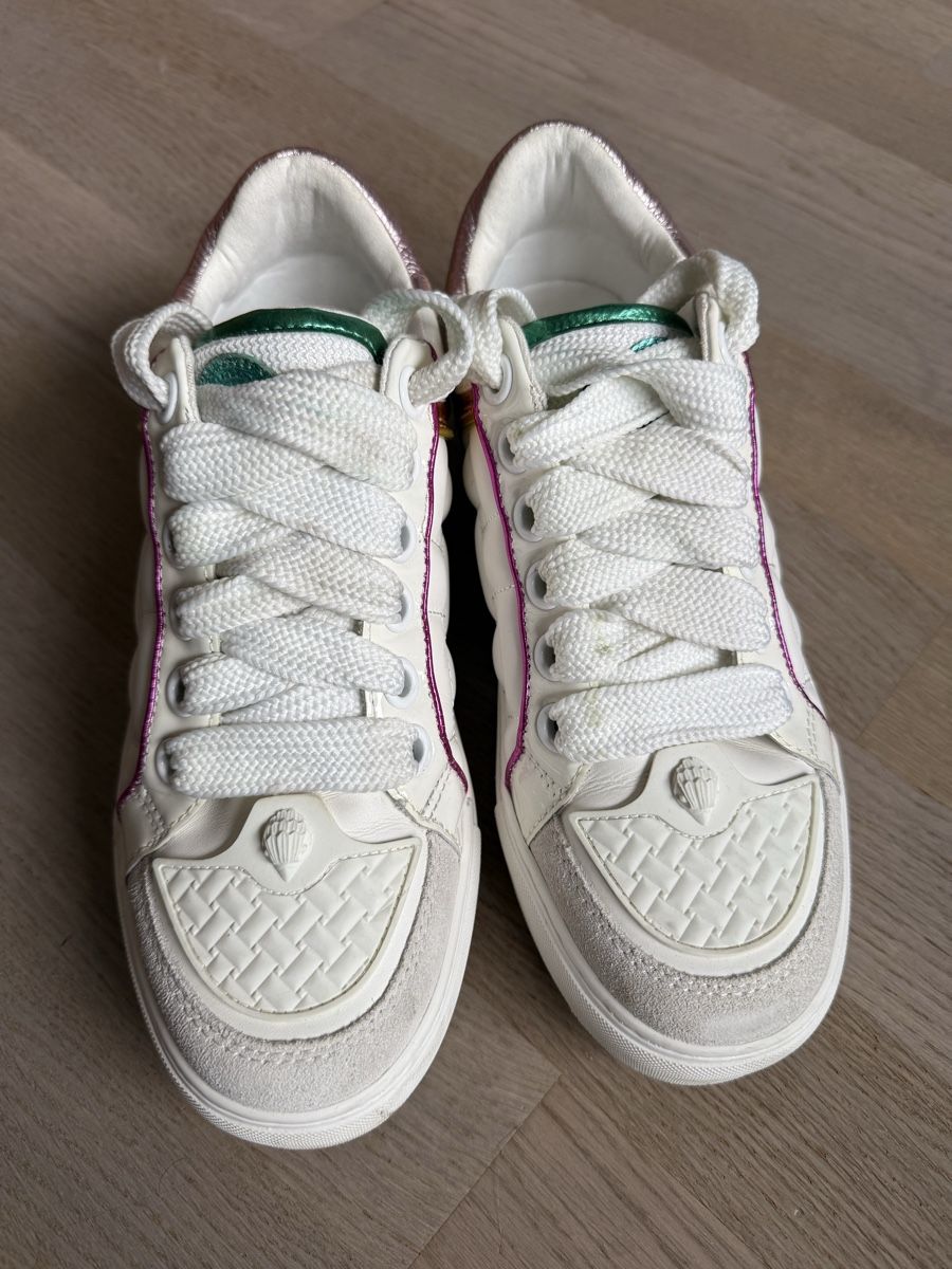 Kurt Geiger Scarpe da donna: Kurt Geiger Sneakers, Grösse 41, eher 39/40 – Usato da Rubigen venduto da Elmacino