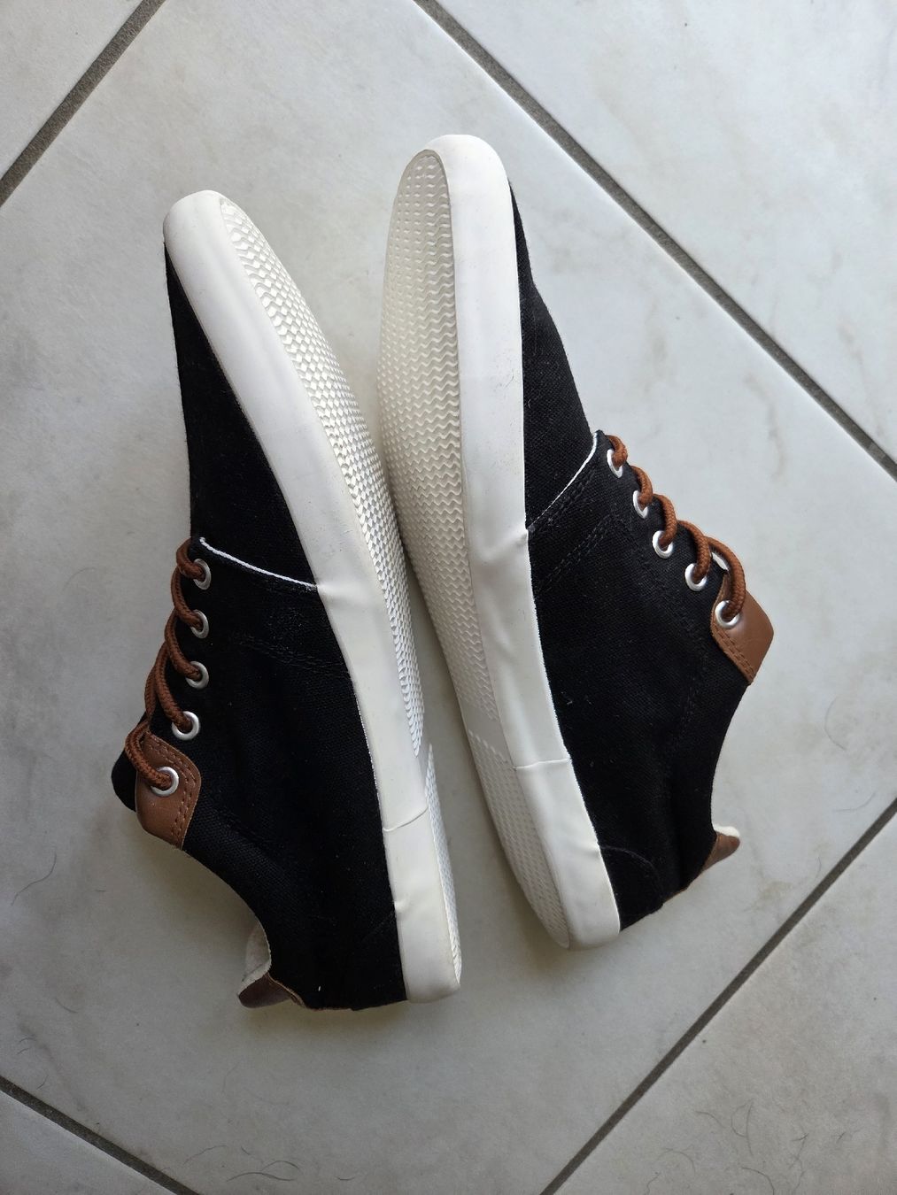 Herrenschuhe: Sneakers YOUR TURN – Neu und originalverpackt aus Winterthur von cherzli02 1