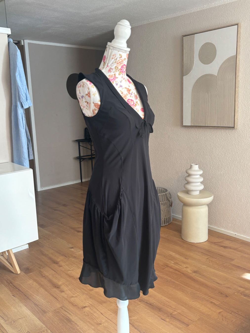 High Vestiti: High Use Black Dress – Usato da St. Margrethen SG venduto da dijanaO 1