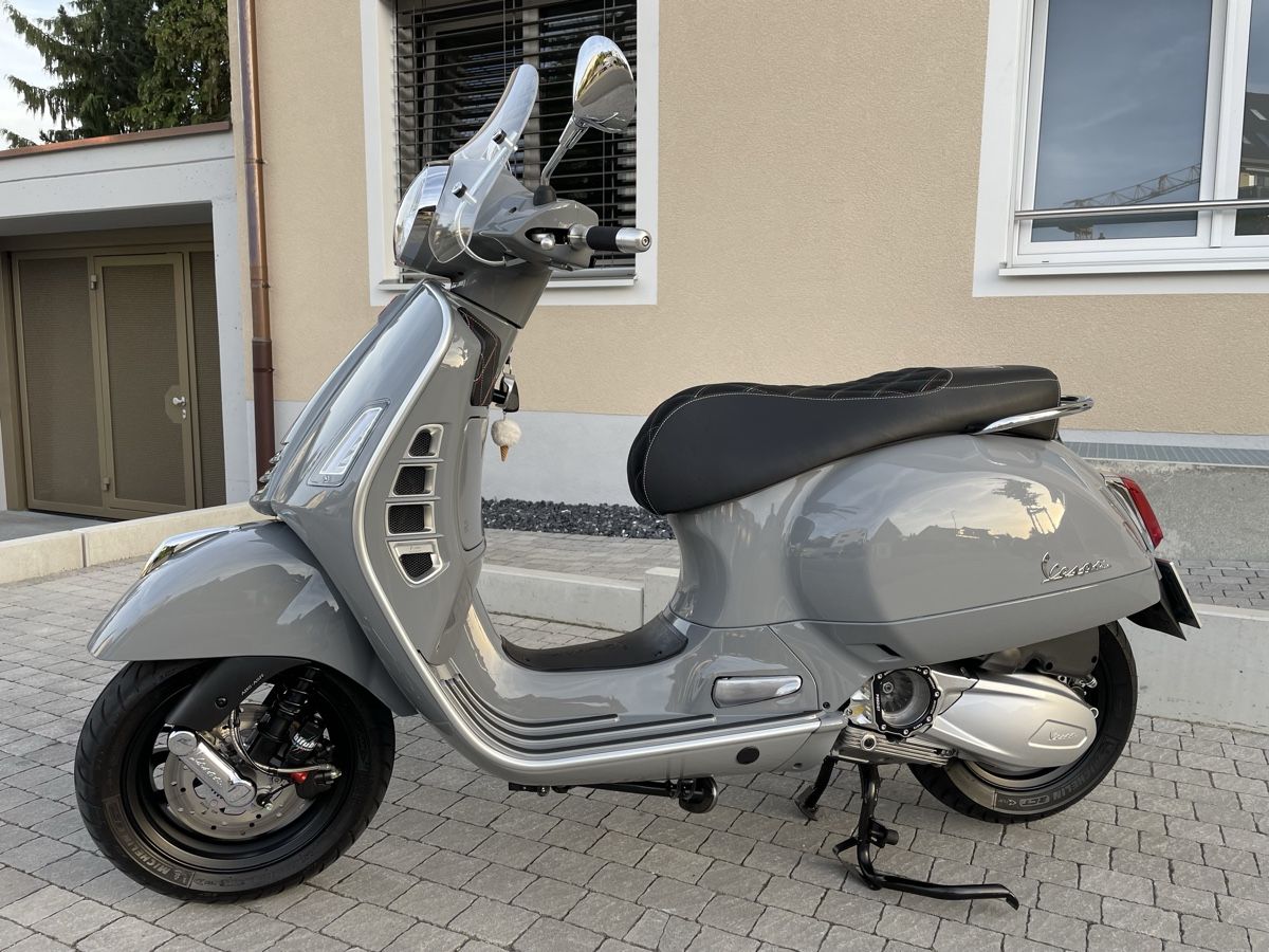 Vespa Scooter: Vespa GTS 300 SuperTech Toscana Edition – Usato da Hägglingen venduto da Budweiser73 2