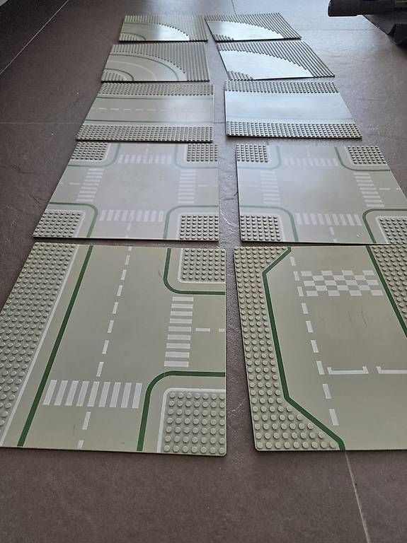 Giocattoli: Lego Strassenplatten – Usato da Zürich venduto da jil_pyn9 1