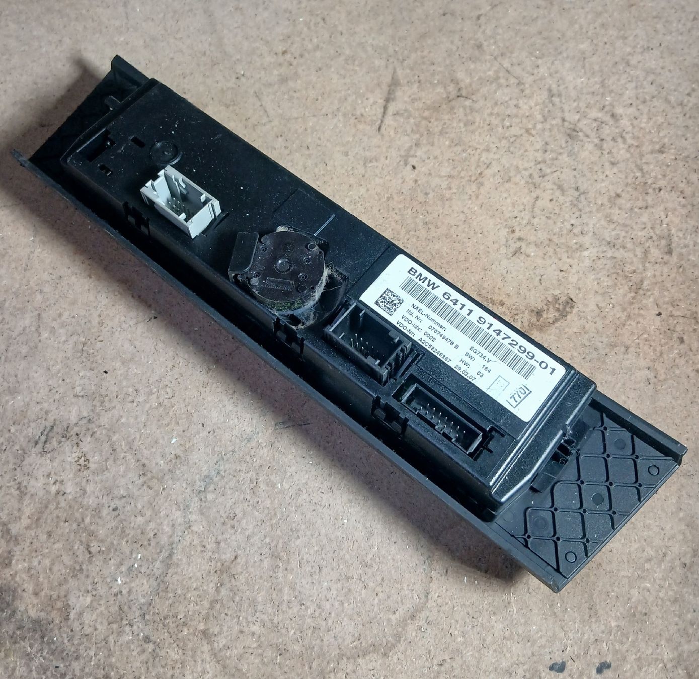 BMW Toutes les pièces auto: Commande de ventilation BMW E91 325  – D'occasion à la heutte par Auto-stock 1