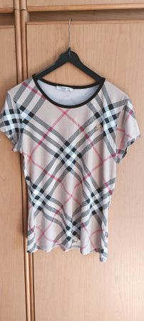 T-shirt Burberry vintage a quadri beige e rosa, veste tag M